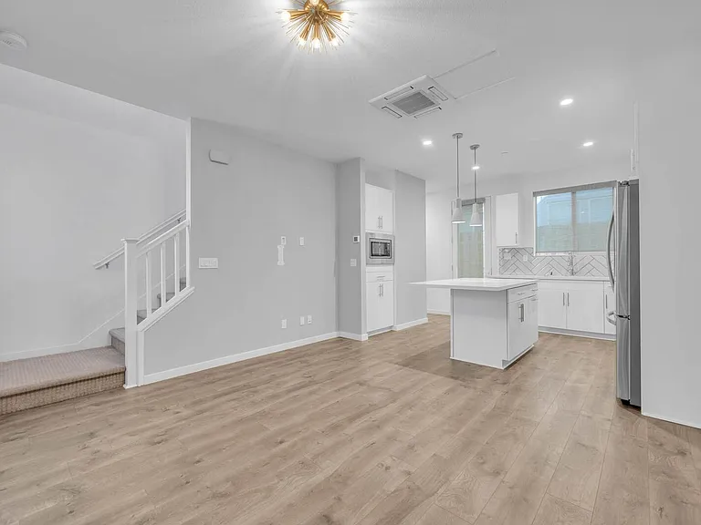 357 Crate Ave — Photo 4