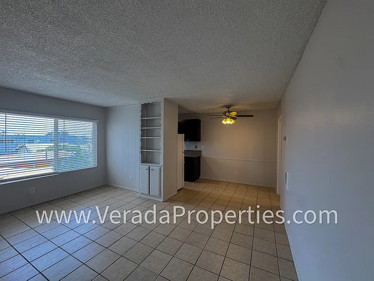 3533 42nd St #9 — Photo 17