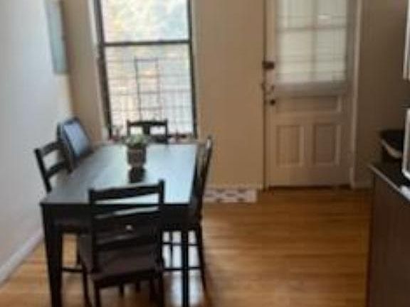 3rd image of 1210 W Wrightwood Ave #1208-3