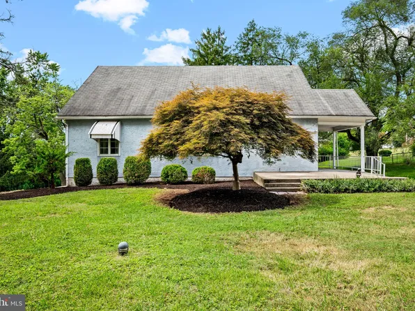 143 Whitaker Ave, Mont Clare, PA 19453