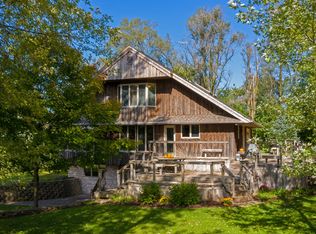 6834 E Hales Corner Rd, Stillman Valley, IL 61084