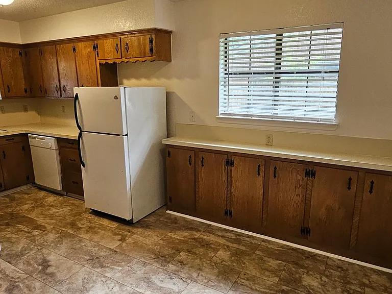 Kitchen/dining area