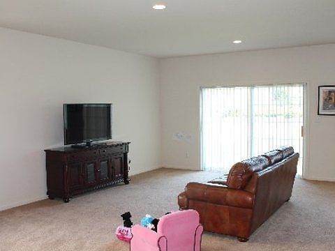 2nd image of 254 Rivendell Ct