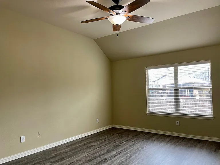 605 Knollwood Trail Ct — Photo 6