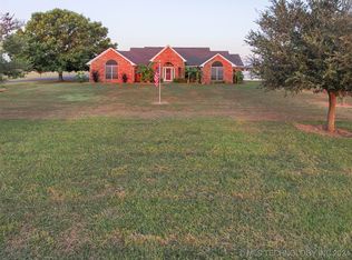 1305 N 3rd St, Calera, OK 74730