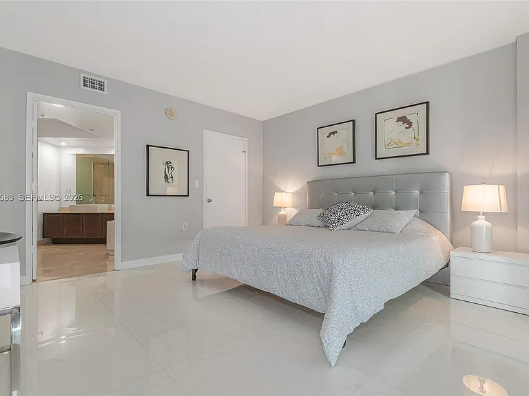 200 Sunny Isles Blvd #21204 — Photo 15