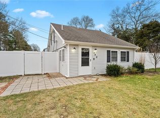 140 Clinton Ave, Warwick, RI 02886