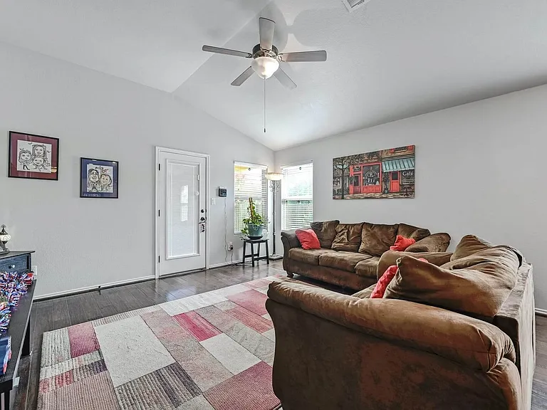 108 Brockston Dr — Photo 14