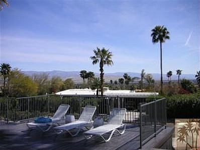 3rd image of 2275 N Vista Dr