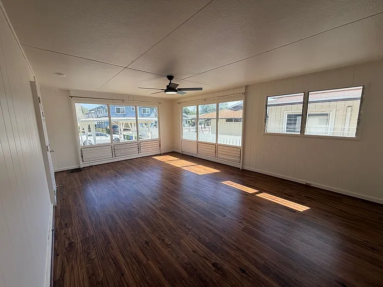 3022 Makini St — Photo 2