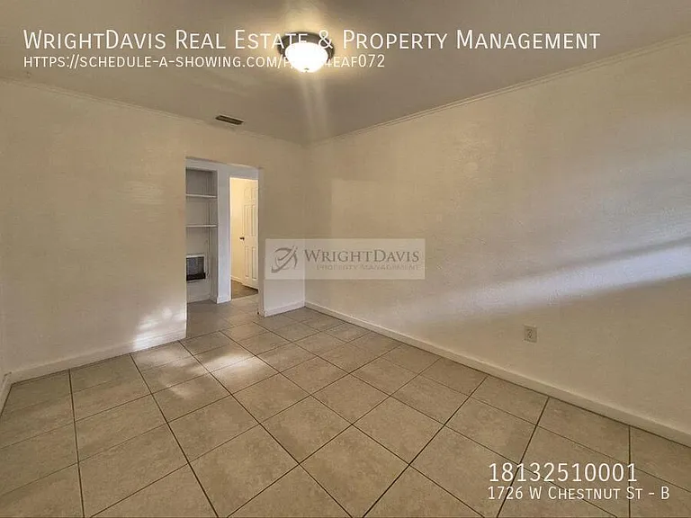 1726 W Chestnut St #B — Photo 5