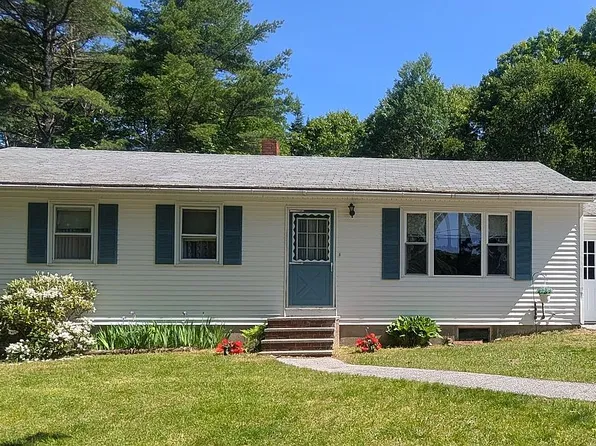 19 Scotts Ln, Bucksport, ME 04416