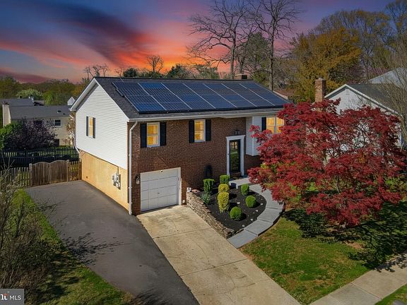 4th image of 952 Seahorse Ct