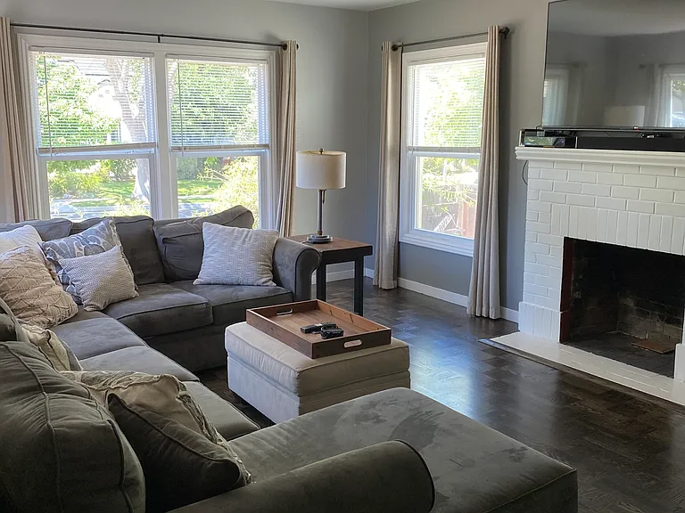 431 Portola Dr — Photo 2