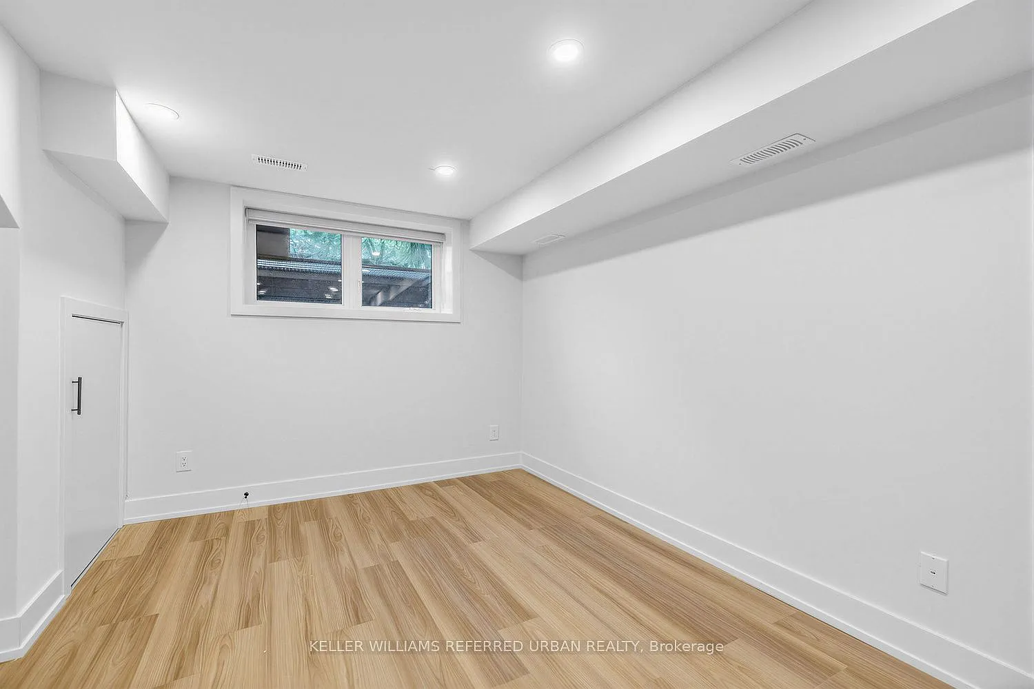 2 bed, $2,950 — Photo 4