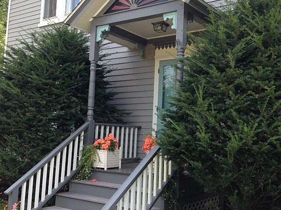 4th image of 61 Delaware Ave