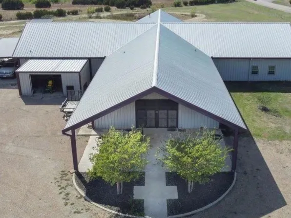 134 County Road 2139, Iredell, TX 76649