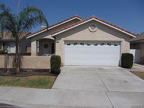 1st image of 857 Autumn Ln