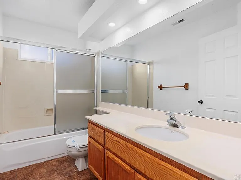 1713 W Country Club Ln W — Photo 19