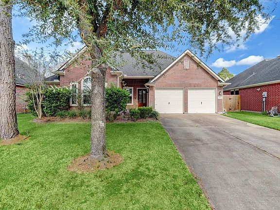 2nd image of 3519 Crescent Dr