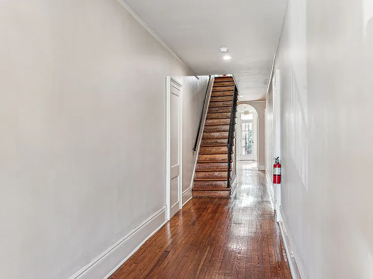 4540 Canal — Photo 11