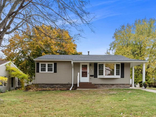 717 Hawthorn St, Red Wing, MN 55066