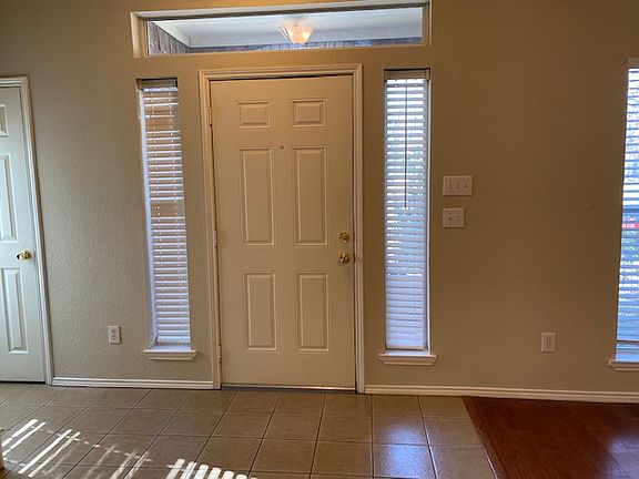 2nd image of 5316 Bexar St