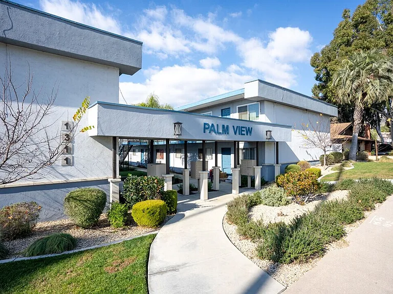 Palm View Apartments in Azusa — Photo 18