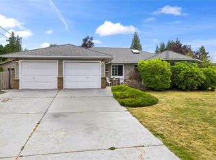 494 Rowan Dr, Qualicum Beach, BC V9K 1K1