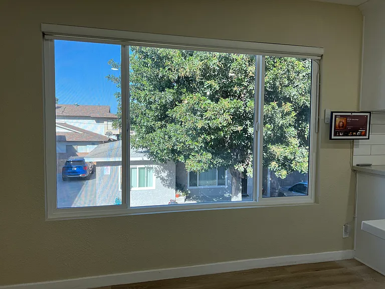 16463 Woodruff Ave — Photo 17
