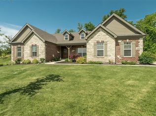 16984 Bottlebrush Ct, Chesterfield, MO 63005