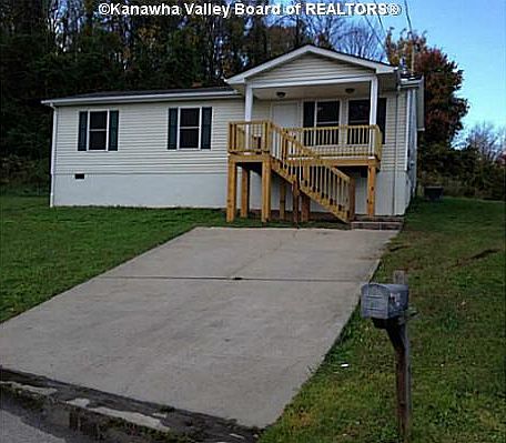 1st image of 4 Bernard Ct