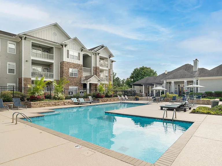 Vintage Creekwood Park Apartments — Photo 12