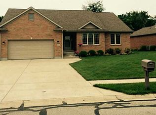 2919 Bridlewood Dr, Sidney, OH 45365