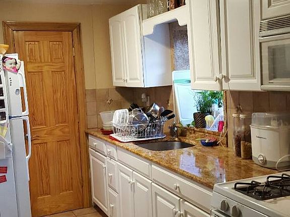 5th image of 48 2nd St APT 1