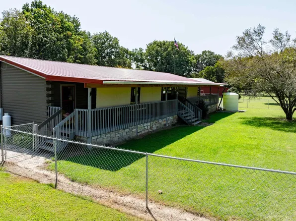 8240 N Central Ave, Batesville, AR 72501