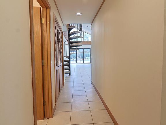 5th image of 620 Hastings Street #620 And 640