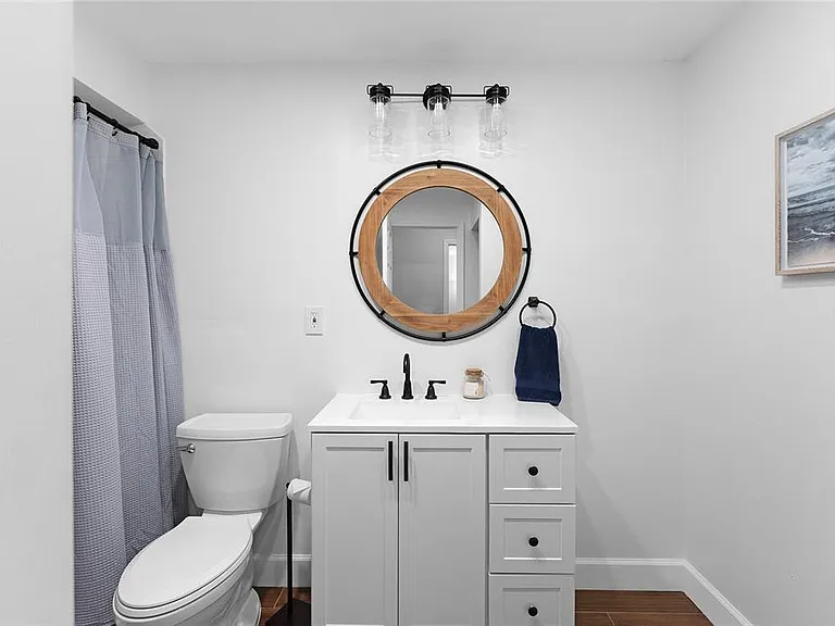 909 Bentwood Ln #1 — Photo 9