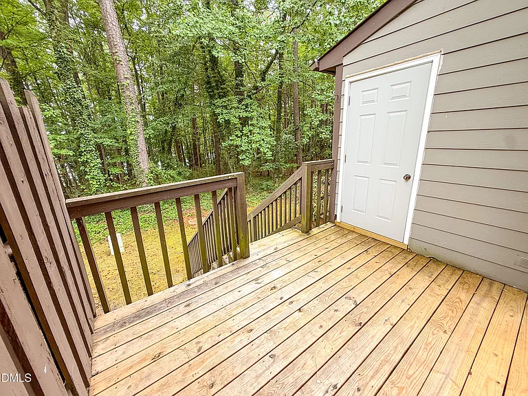 4247 The Oaks Dr — Photo 21
