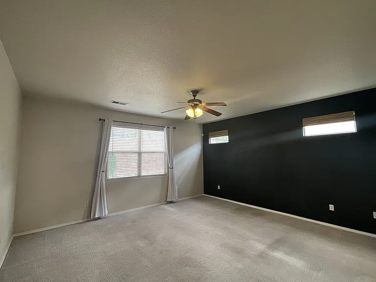 2401 Falesco Rd SE — Photo 13
