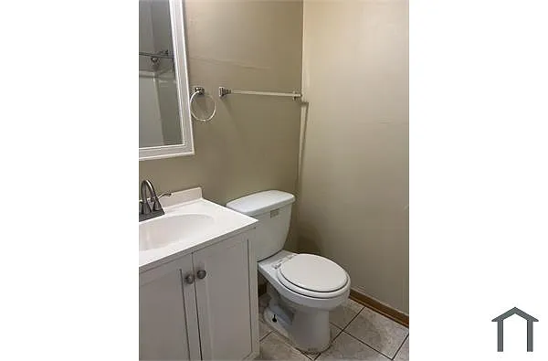 Building Photo - 1250 S Kolin Ave #3