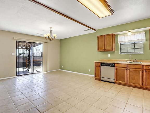 Kitchen_2