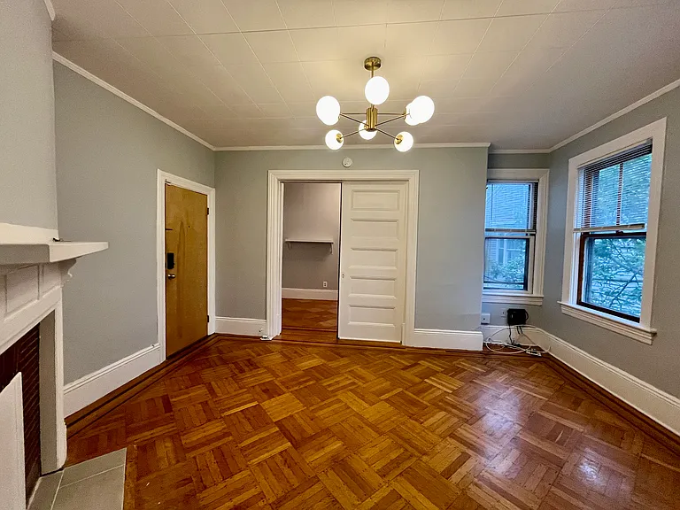 302 Benefit St #6F — Photo 2