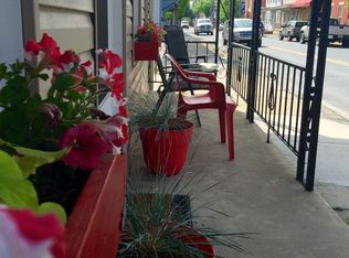 77 N Main St, Manheim, PA 17545