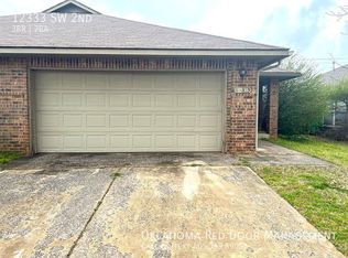 12333 SW 2nd St, Yukon, OK 73099