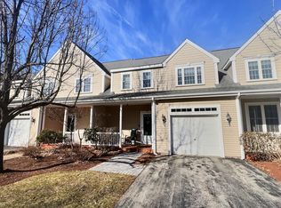 32 Jonathan Cir, Merrimack, NH 03054