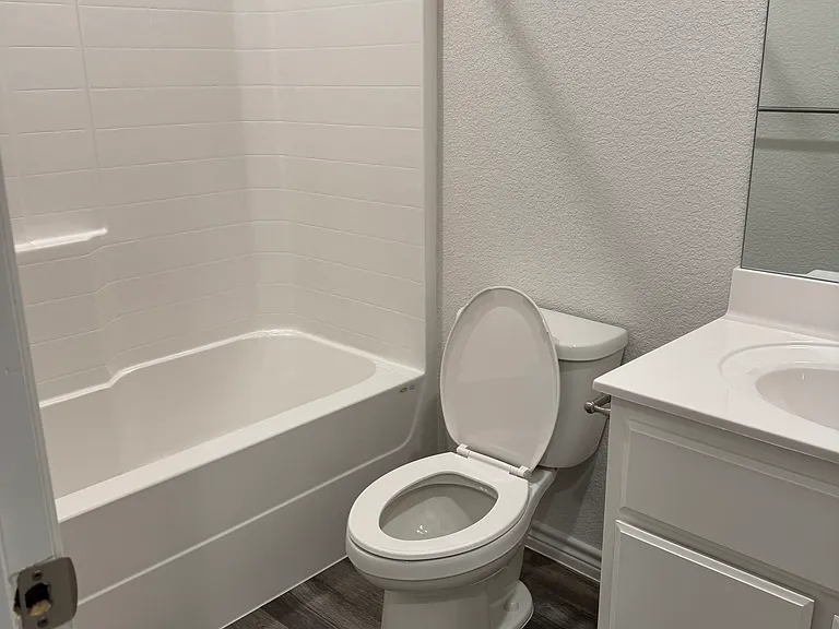 5706 McGregor Ct — Photo 9
