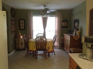 568 Stone Cross Dr, Spring Lake, NC 28390