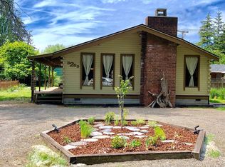 8289 Cedar Ave, Blaine, WA 98230