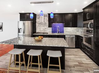 7004 Blvd E APT 38A, Guttenberg, NJ 07093